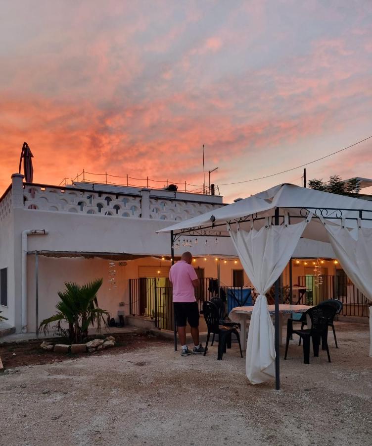 Le Case Di Pat - Palms Home San Pietro in Bevagna Dış mekan fotoğraf